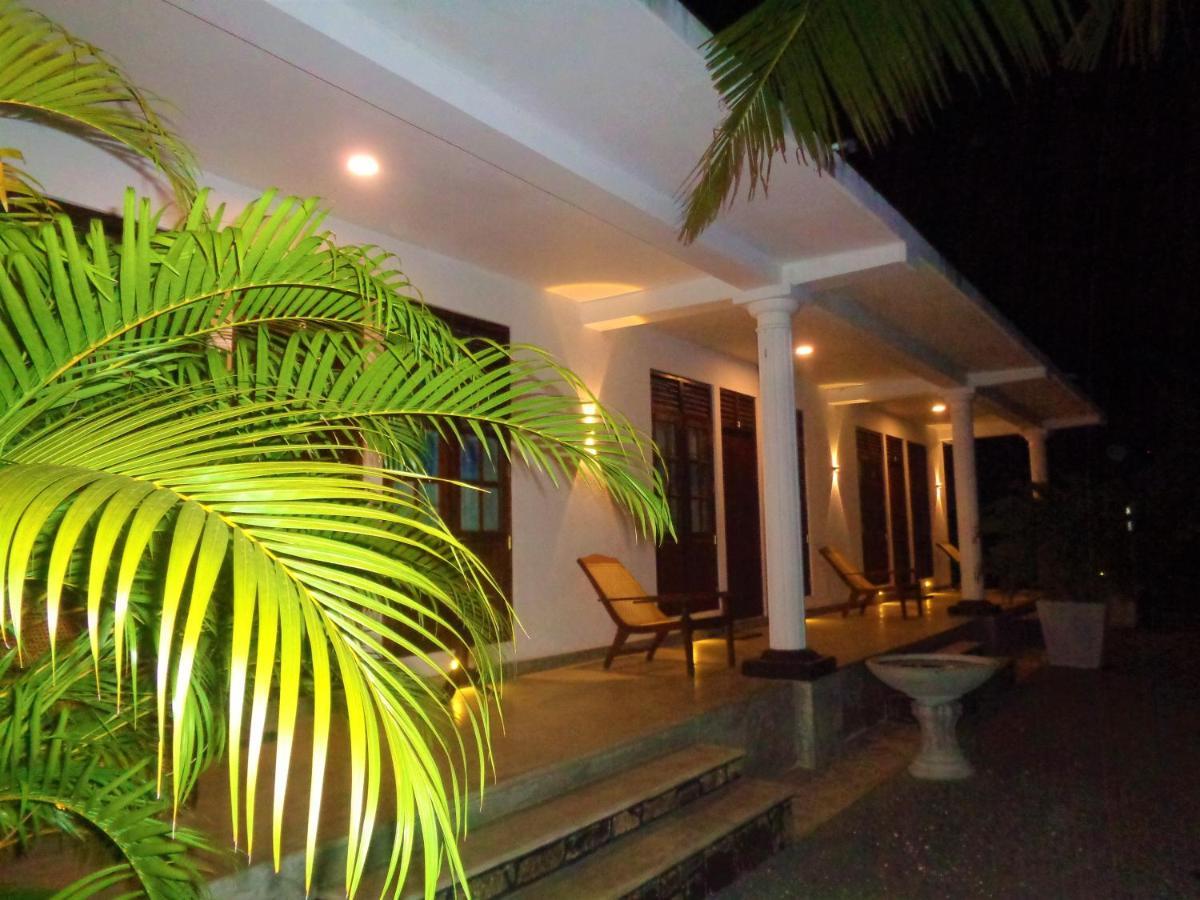 New Holiday Reach Unawatuna Exterior foto