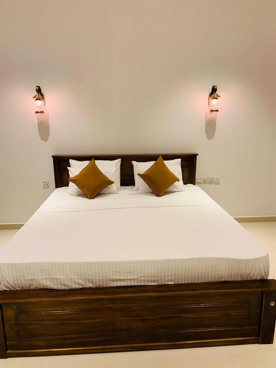 New Holiday Reach Unawatuna Exterior foto
